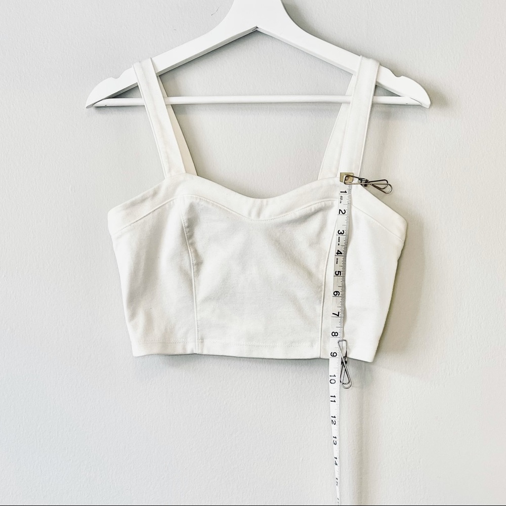 Summer Outfit Yellow Roxy Shorts & White Crop Top - Picture 10 of 12